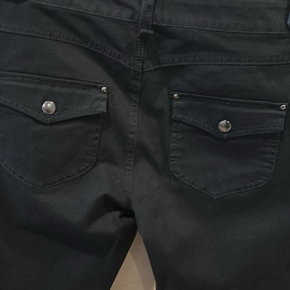Express Pants - Picture 3 of 3
